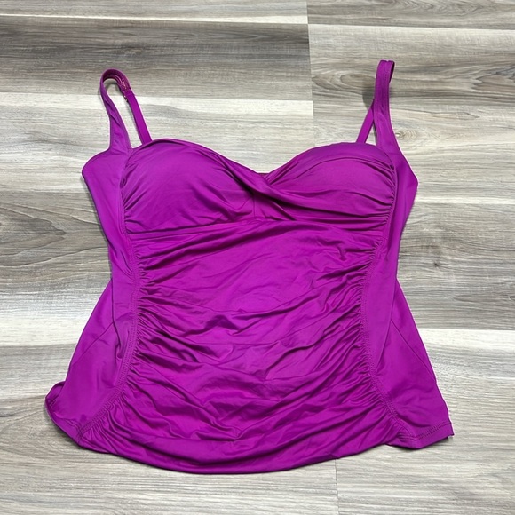 La  Blance pink / purple bathing suit top size large - Picture 3 of 7
